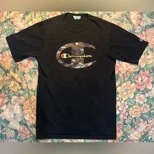 CHAMPION GRAPHIC T SHIRT
